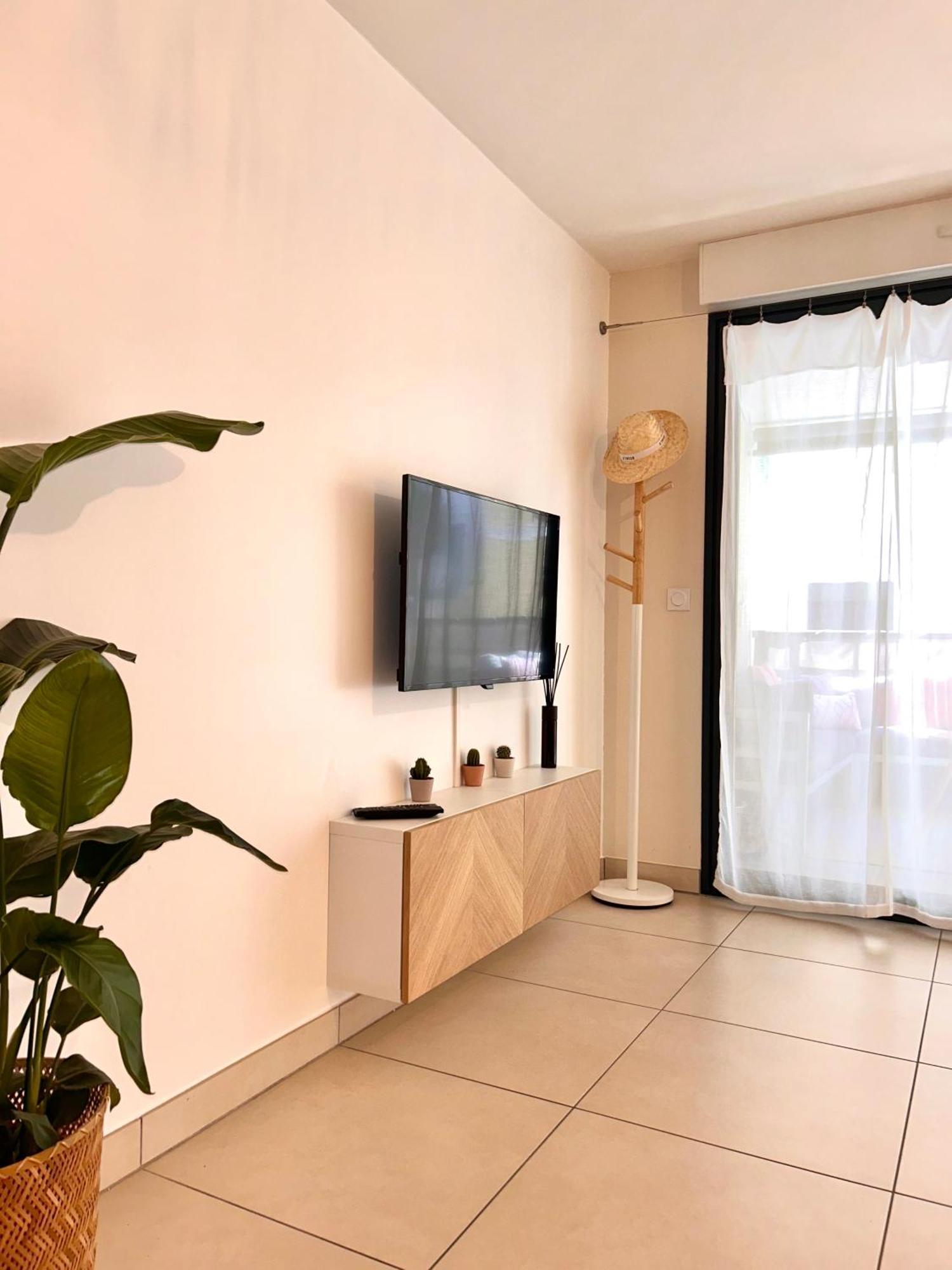 Studio Neuf - Portes De Monaco - Confort - Wifi - Clim Dış mekan fotoğraf